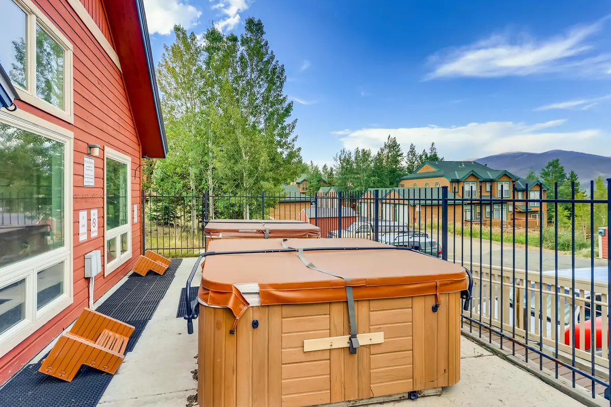Wildernest Condo For Sale Hot Tub