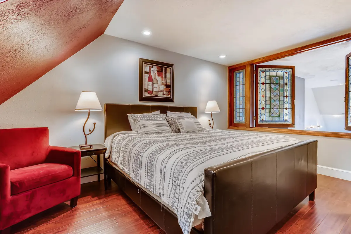 5 Bedroom Keystone Condo for Sale 16