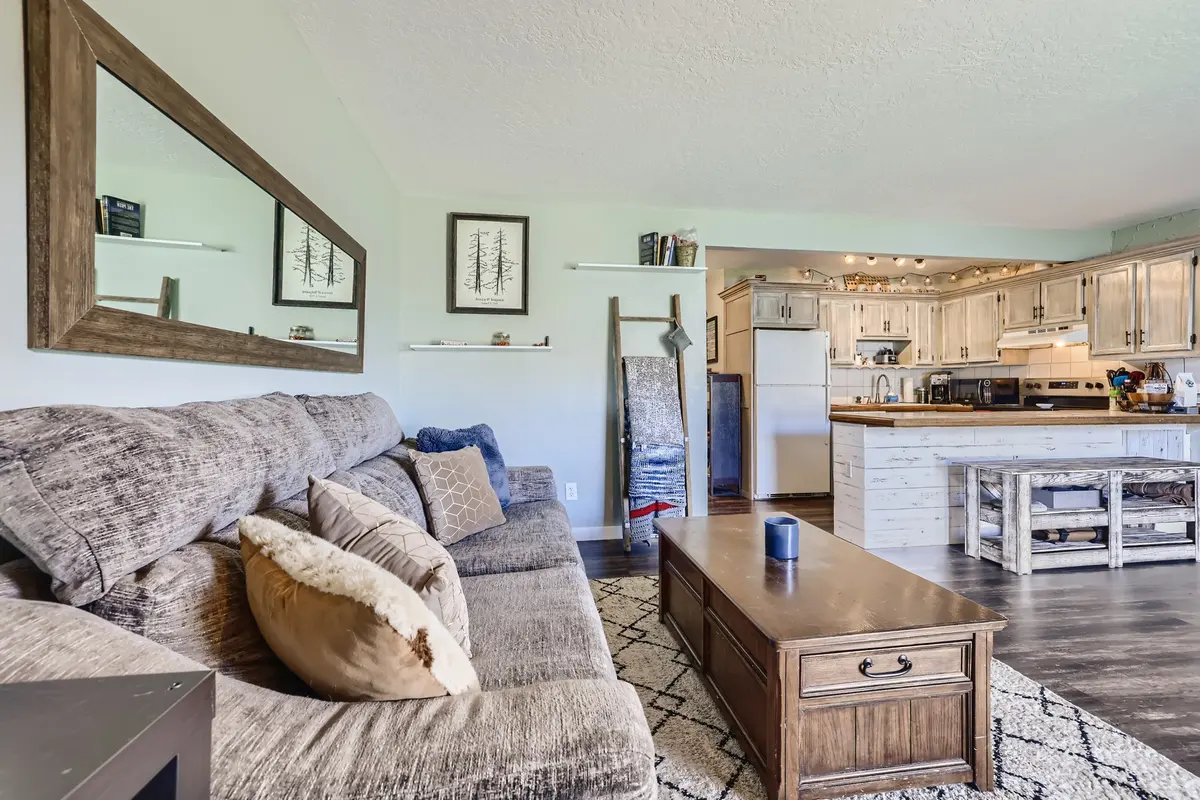 10 Living Room